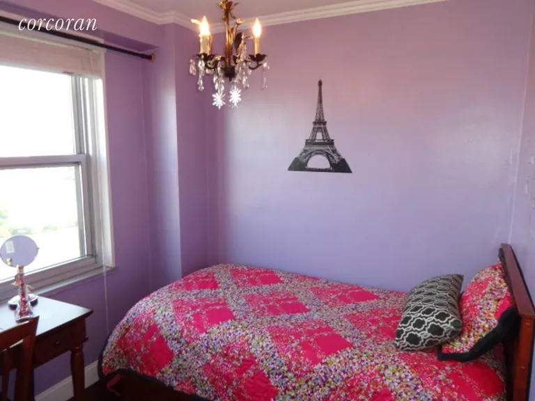 New York City Real Estate | View 555 Kappock Street, 14B | Guest Room or Home Office | View 6