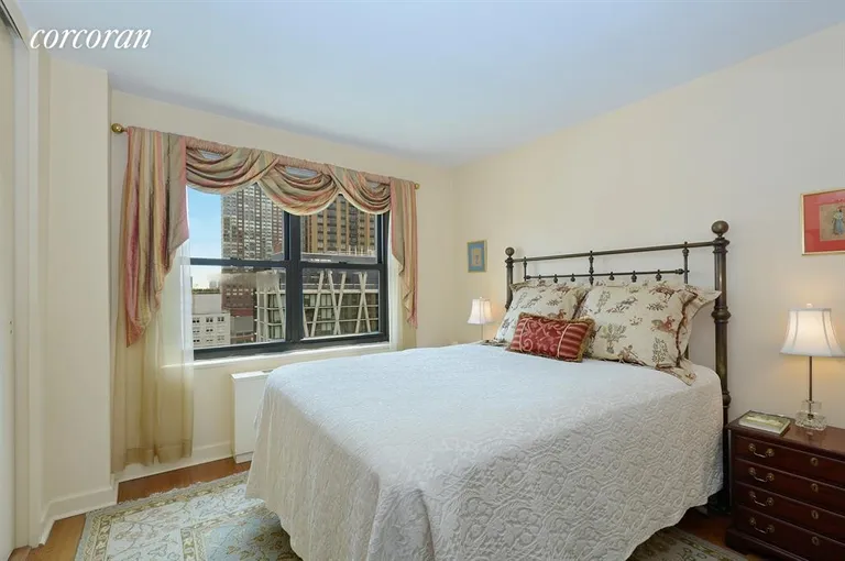 New York City Real Estate | View 170 West End Avenue, 23A | Bedroom | View 3