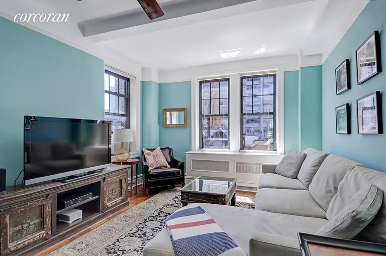 New York City Real Estate | View 23 West 73rd Street, 1203 | room 1 | View 2