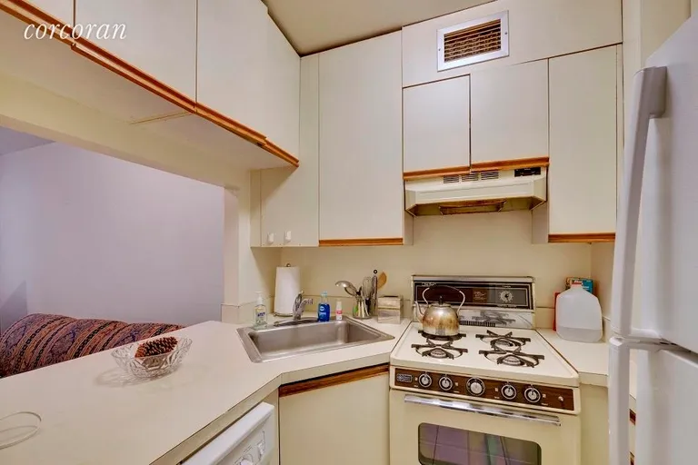 New York City Real Estate | View 400 East 14th Street, 3F | room 1 | View 2
