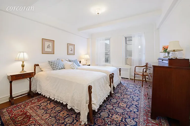 New York City Real Estate | View 163 East 81st Street, 7A | room 7 | View 8