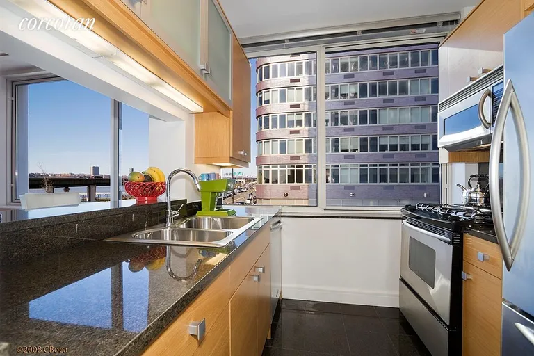 New York City Real Estate | View 120 Riverside Boulevard, 3E | room 3 | View 4