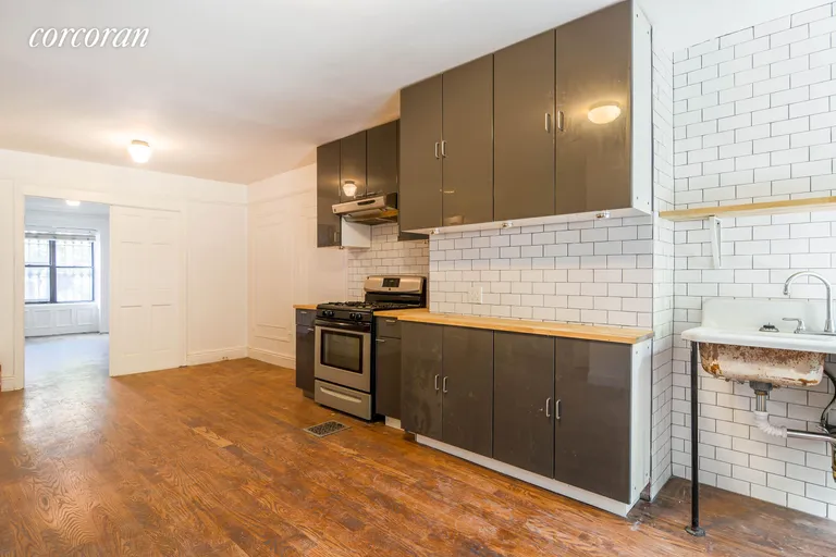 New York City Real Estate | View 348 Gates Avenue, 1 | room 1 | View 2