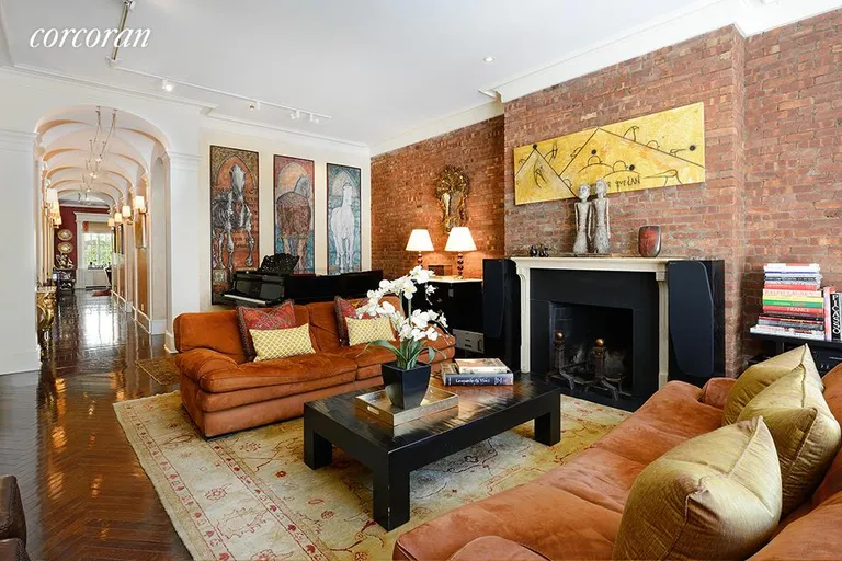 New York City Real Estate | View 16 East 84th Street, 3 | room 2 | View 3