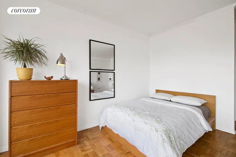 New York City Real Estate | View 33 Greenwich Avenue, 10L | Sleeping alcove | View 4