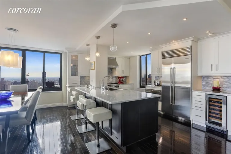 New York City Real Estate | View 115 East 87th Street, 38F | State-of-the-Art Open Eat-in-Kitchen | View 4