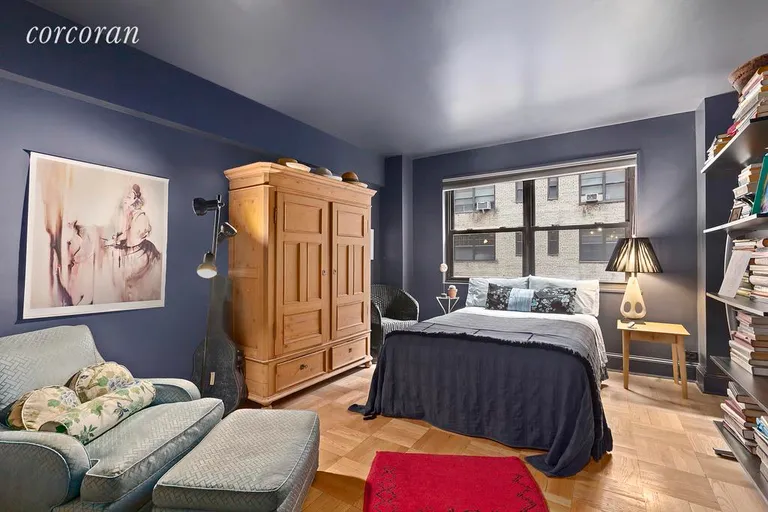 New York City Real Estate | View 11 East 87th Street, 3A | Spacious Bedroom | View 3