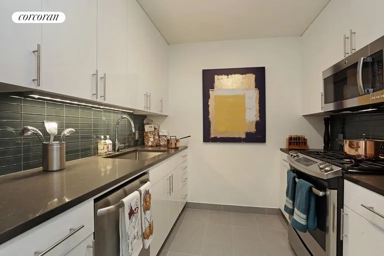 New York City Real Estate | View 180 Myrtle Avenue, 7H | room 1 | View 2