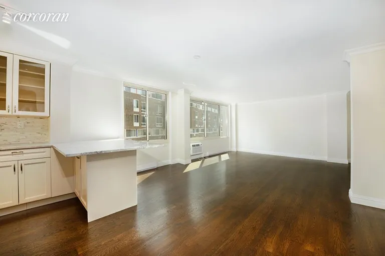 New York City Real Estate | View 555 Main Street, 712 | 3 Beds, 2 Baths | View 1