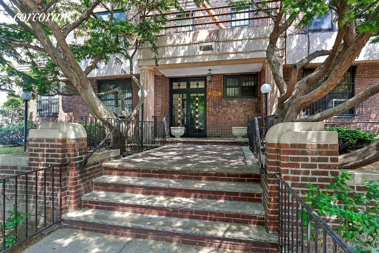 New York City Real Estate | View 283 East 5th Street, 3A | Grand Entrance ~ 283 East 5th Street | View 6
