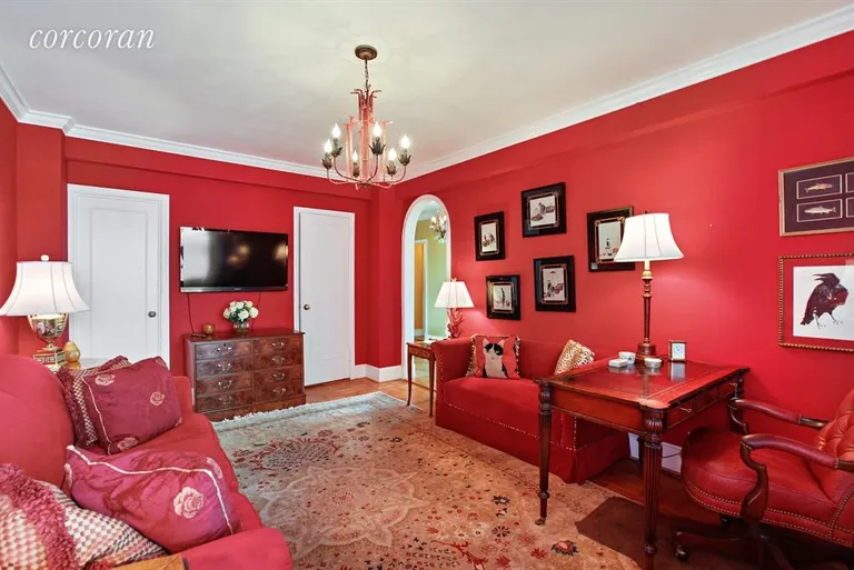 New York City Real Estate | View 45 East End Avenue, 5C | 2nd bedroom/ Library | View 4