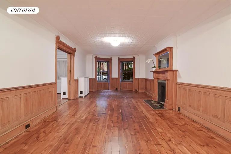 New York City Real Estate | View 163 6th Avenue, Garden | Living Room | View 8
