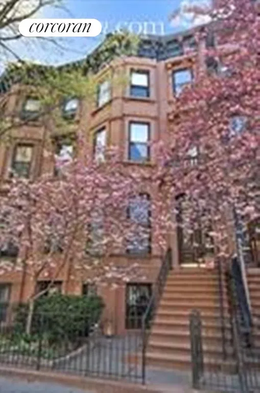 New York City Real Estate | View 163 6th Avenue, Garden | 1 Bed, 1 Bath | View 1