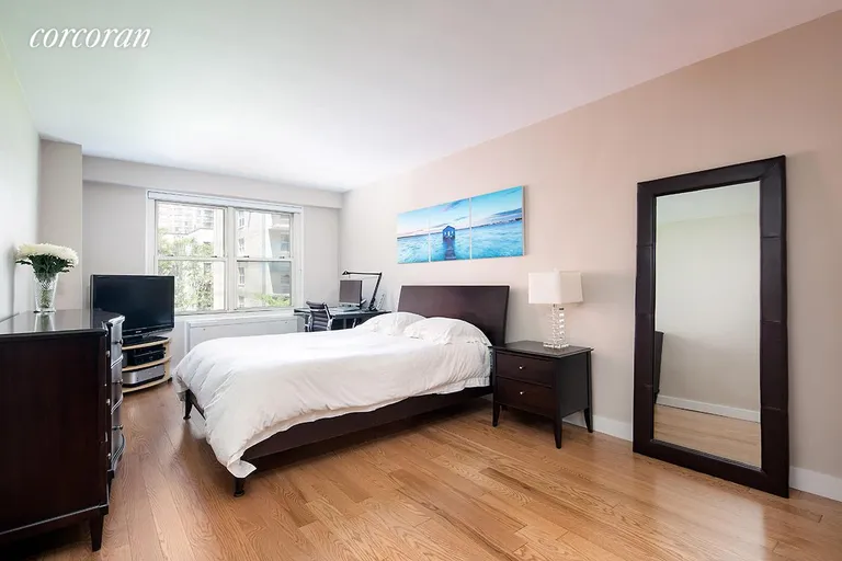 New York City Real Estate | View 370 East 76th Street, C609 | room 2 | View 3
