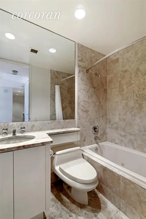 New York City Real Estate | View 100 United Nations Plaza, 17D | Bathroom | View 4