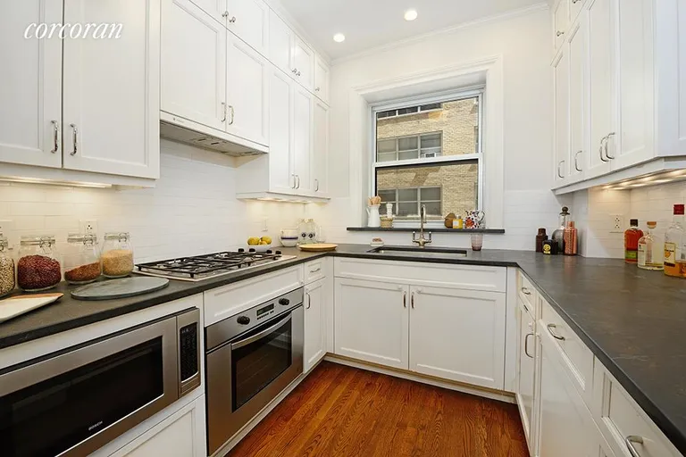 New York City Real Estate | View 215 West 88th Street, 2B | room 5 | View 6