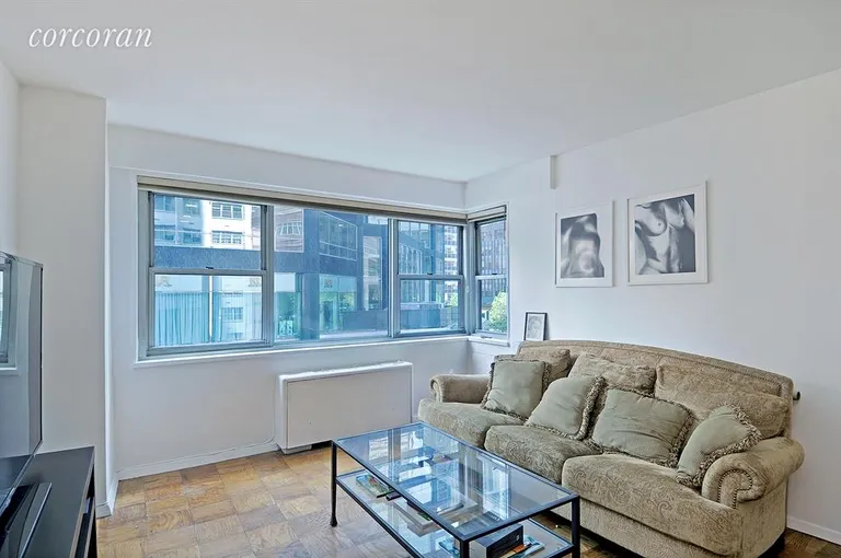 New York City Real Estate | View 211 East 53rd Street, 4J | Living Room | View 2