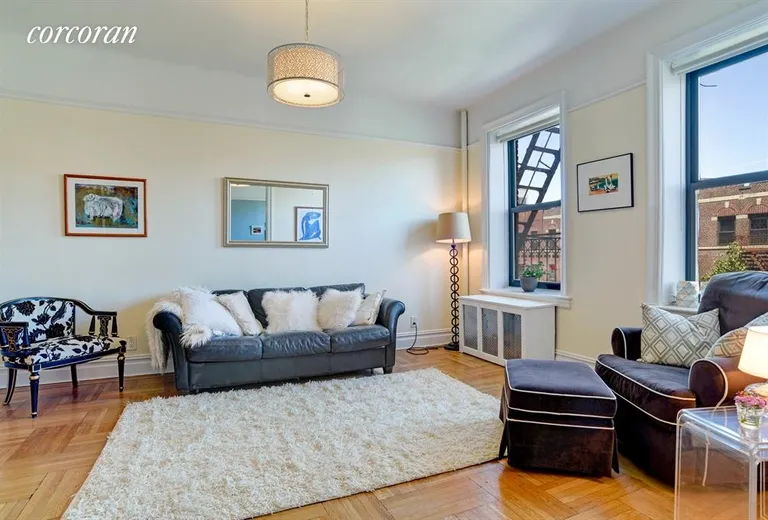 New York City Real Estate | View 255 Eastern Parkway, C11 | SPACIOUS & SUNNY.... | View 4