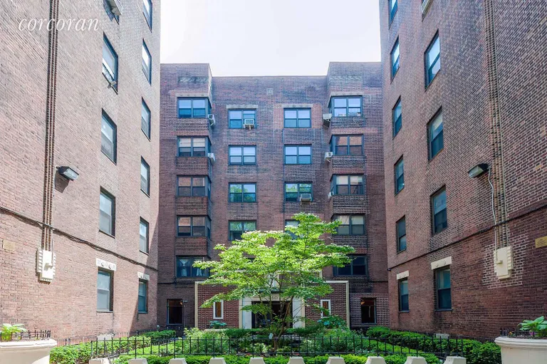 New York City Real Estate | View 230 Park Place, 5D | In the heart of Prospect Heights, close to All | View 8
