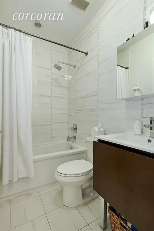 New York City Real Estate | View 342 22nd Street, 1 | Bathroom | View 4