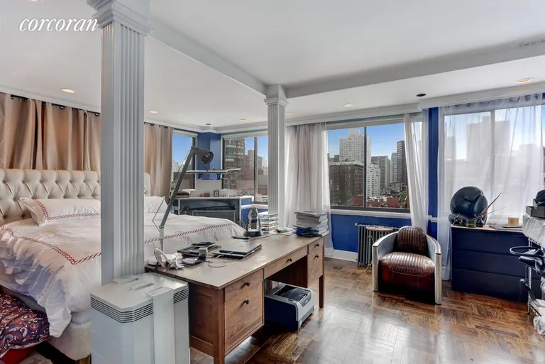 New York City Real Estate | View 30 West 70th Street, PH B | Bedroom | View 4