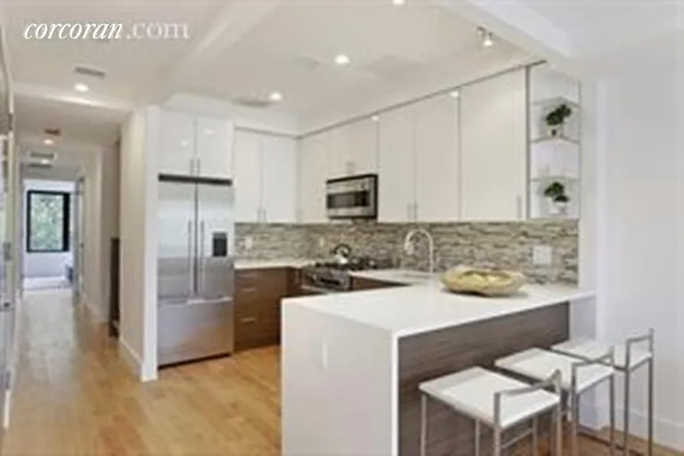 New York City Real Estate | View 33 Madison Street, 1A | 3 Beds, 1 Bath | View 1