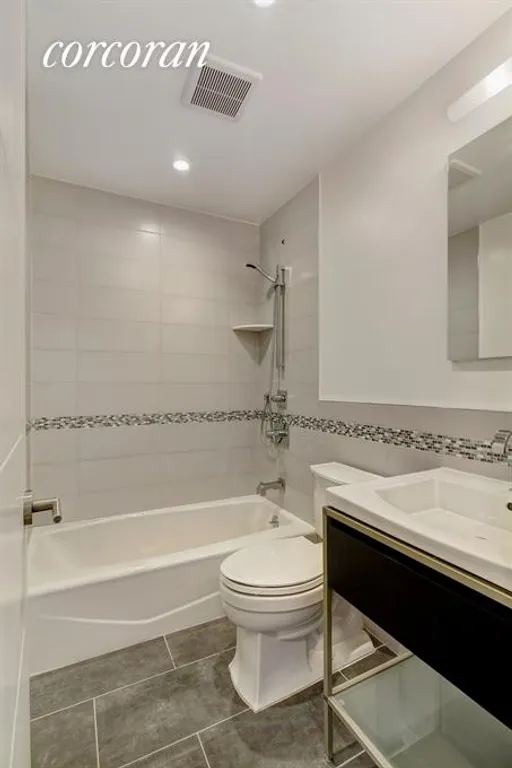 New York City Real Estate | View 33 Madison Street, 3A | Bathroom | View 13
