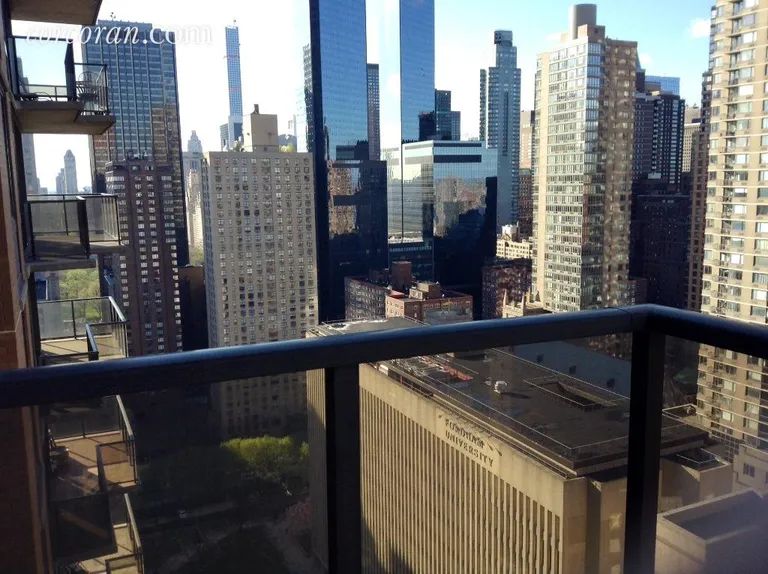 New York City Real Estate | View 161 West 61st Street, 31H | room 4 | View 5