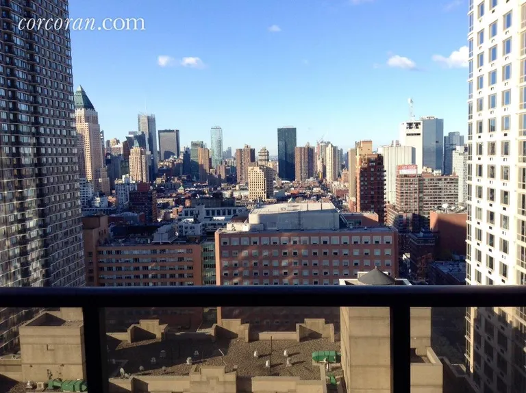 New York City Real Estate | View 161 West 61st Street, 31H | room 5 | View 6