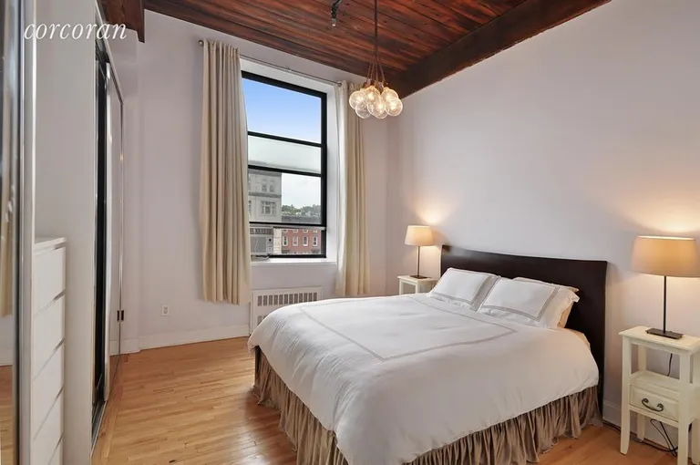 New York City Real Estate | View 29 Tiffany Place, 4K | Bedroom | View 4