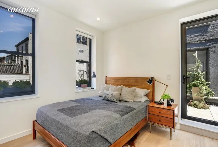 New York City Real Estate | View 164 West 9th Street | room 4 | View 5