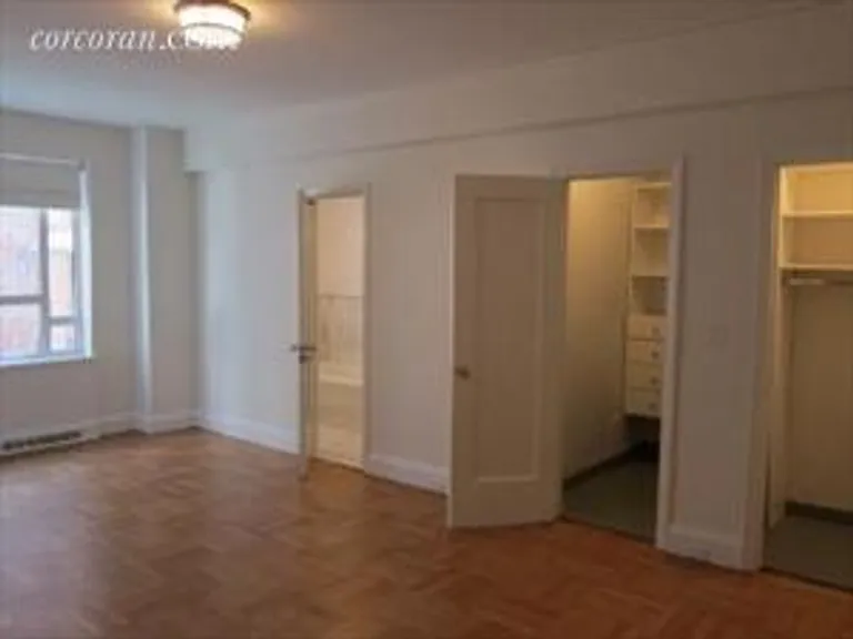 New York City Real Estate | View 25 Central Park West, 9Z | room 2 | View 3