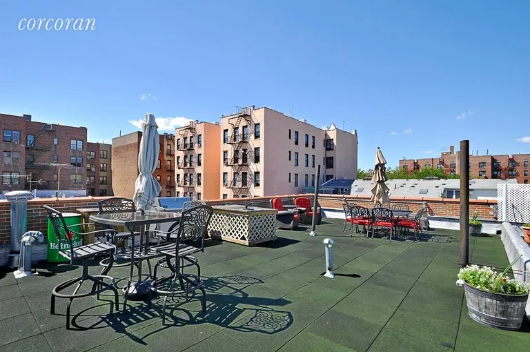 New York City Real Estate | View 231 Bay Ridge Parkway, 3B | Sprawling, deeded ROOF TOP. | View 9