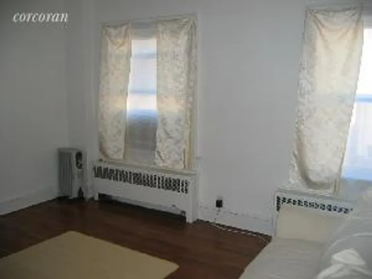 New York City Real Estate | View 81 Remsen Street, 4r | room 3 | View 4