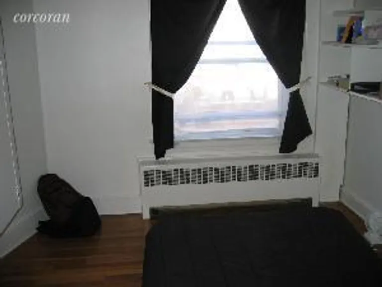 New York City Real Estate | View 81 Remsen Street, 4r | room 6 | View 7