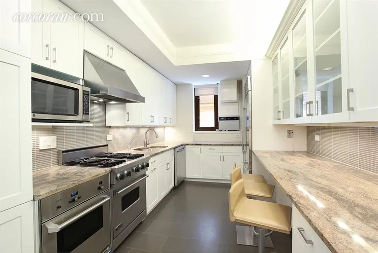 New York City Real Estate | View 525 East 80th Street, 4F | room 3 | View 4