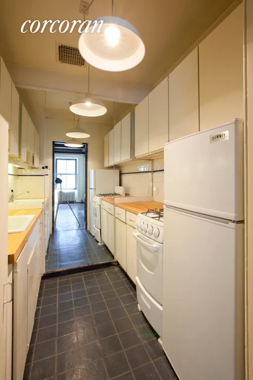 New York City Real Estate | View 109 EAST 19TH STREET, 4F | room 3 | View 4