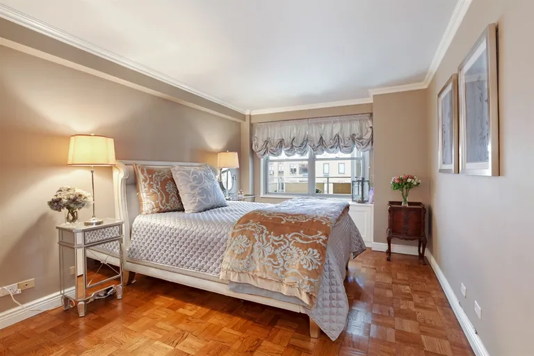 New York City Real Estate | View 15 West 72Nd Street, 14L | Bedroom | View 3