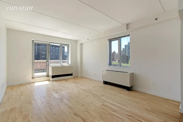 New York City Real Estate | View 1810 Third Avenue, A9D | Spacious, bright, 2 exposures, private terrace | View 4