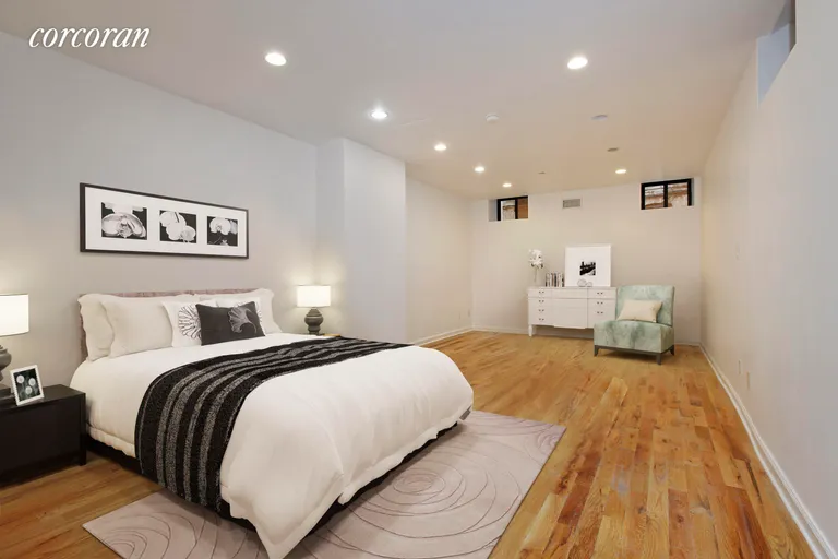 New York City Real Estate | View 362 Eastern Parkway, 1B | room 2 | View 3