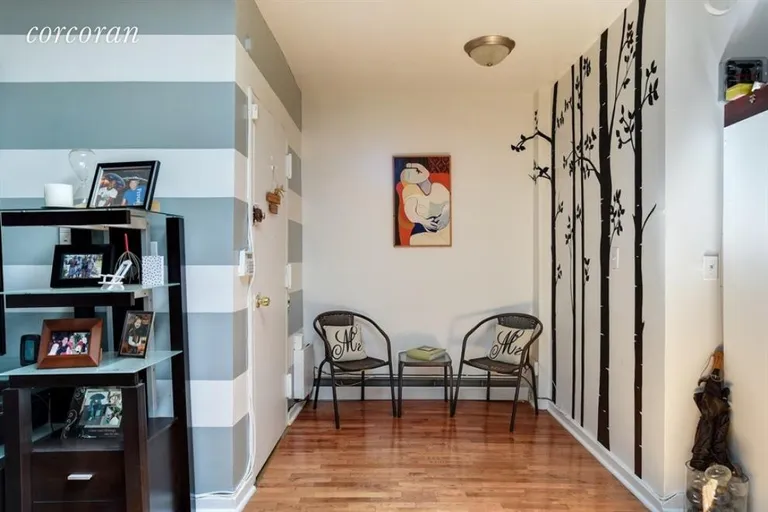 New York City Real Estate | View 293 Tompkins Avenue, 4 | Foyer | View 2