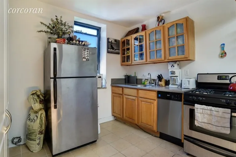 New York City Real Estate | View 293 Tompkins Avenue, 4 | room 2 | View 3