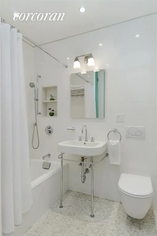 New York City Real Estate | View 203 West 81st Street, 8A | Bathroom | View 5