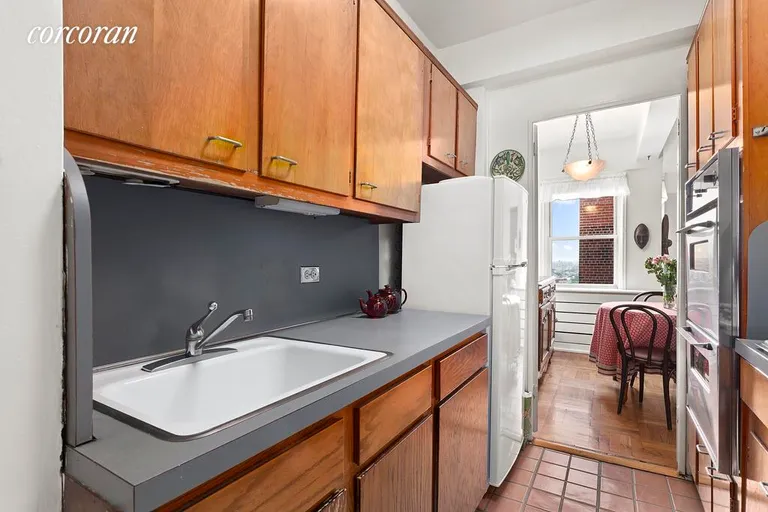 New York City Real Estate | View 10 Plaza Street East, 16D | 4 | View 4