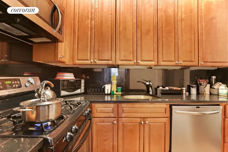 New York City Real Estate | View 15A West 73rd Street, PH | Kitchen | View 4
