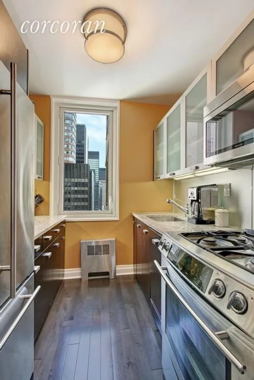 New York City Real Estate | View 212 East 47th Street, 31B | room 1 | View 2