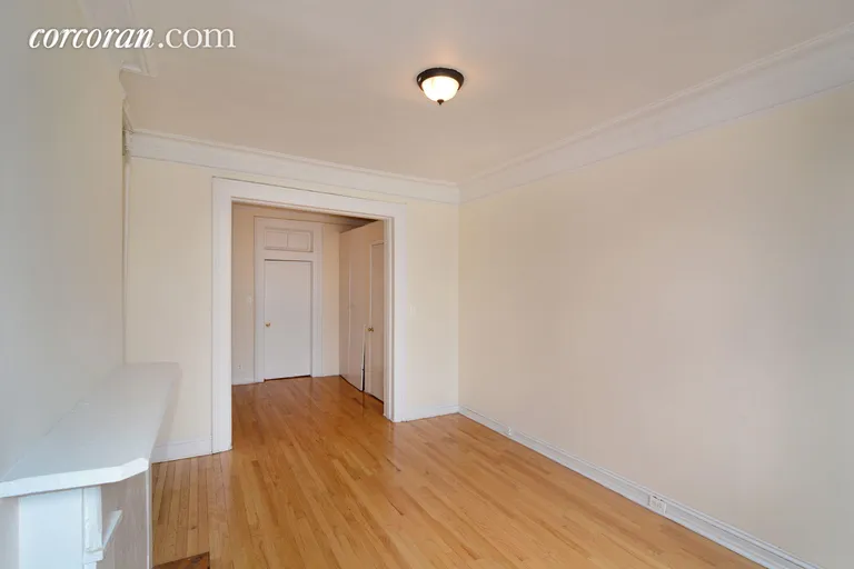 New York City Real Estate | View 814 Manhattan Avenue, 3L | room 2 | View 3