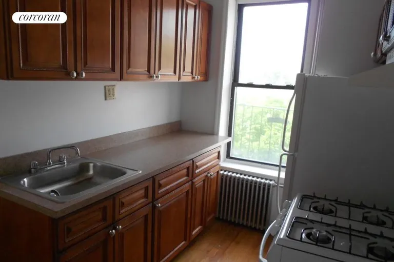 New York City Real Estate | View 215 33rd Street, 16 | room 4 | View 5