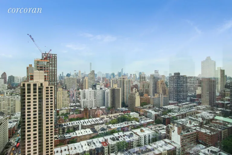 New York City Real Estate | View 333 East 91st Street, PHA | room 7 | View 8