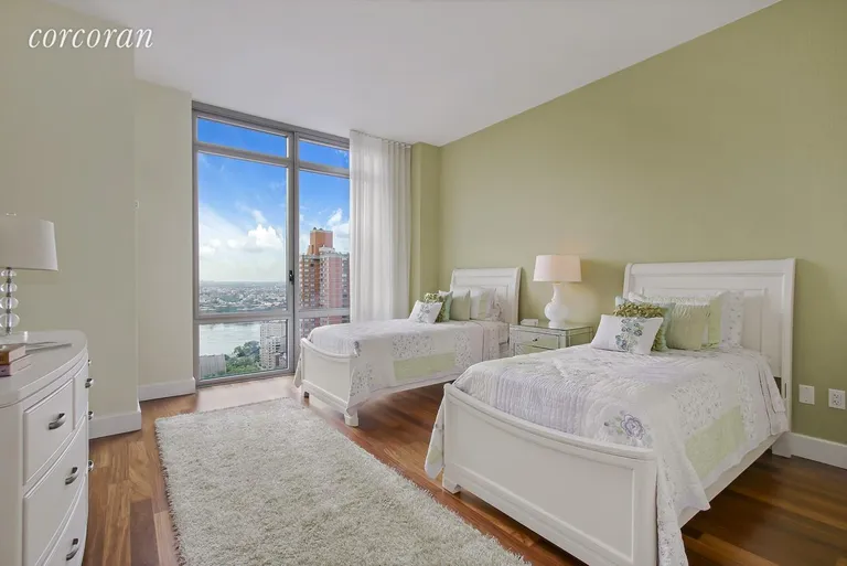 New York City Real Estate | View 333 East 91st Street, 30AB | room 7 | View 8